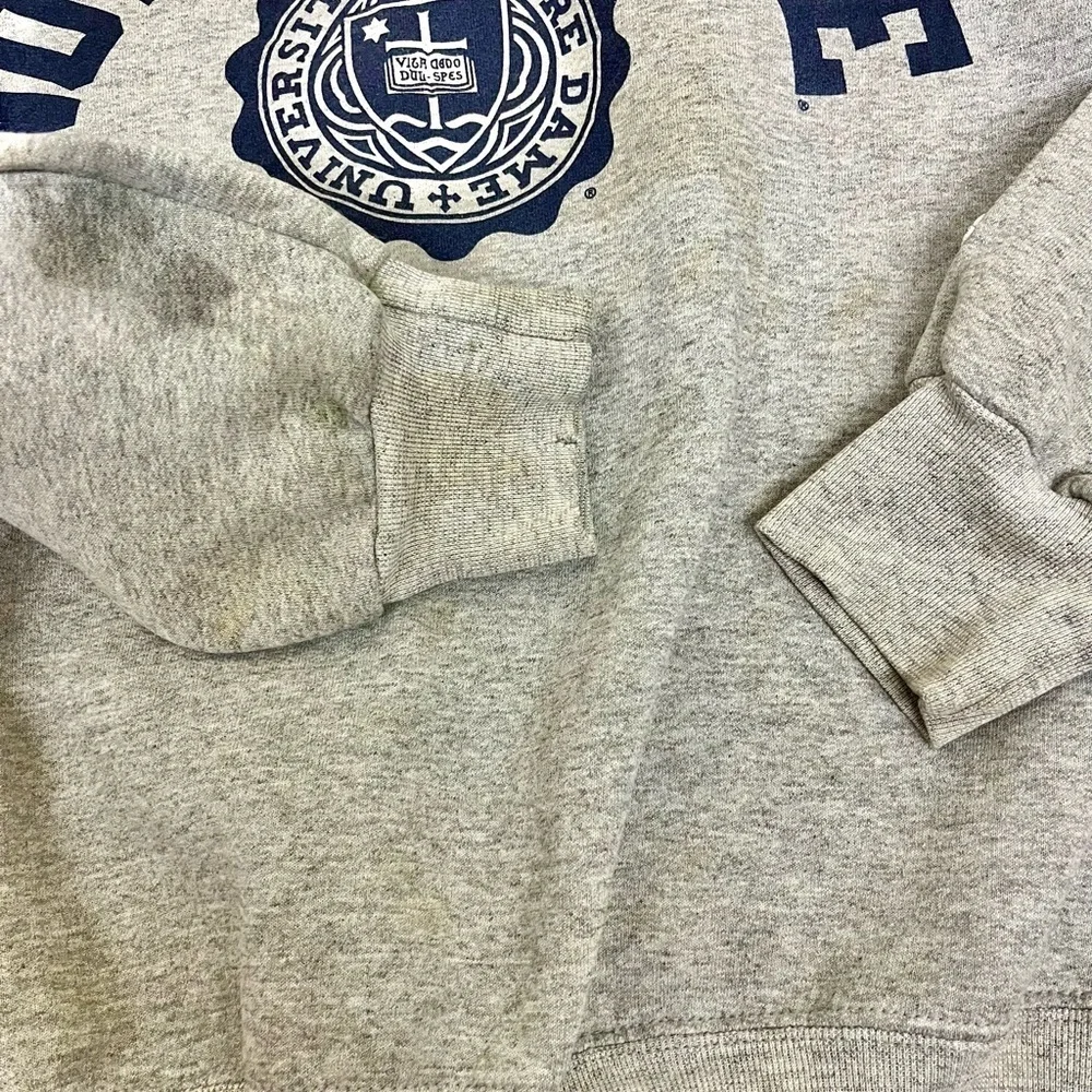 Vintage Champion Notre Dame Fighting Irish Sweatshirt - Size M